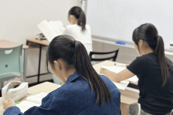 萌昇ゼミ　自習室