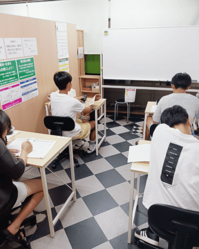 萌昇ゼミ 日生教室 授業風景